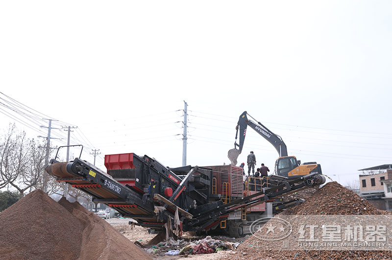 履帶式建筑垃圾破碎機(jī)圖片及工作原理_價(jià)格