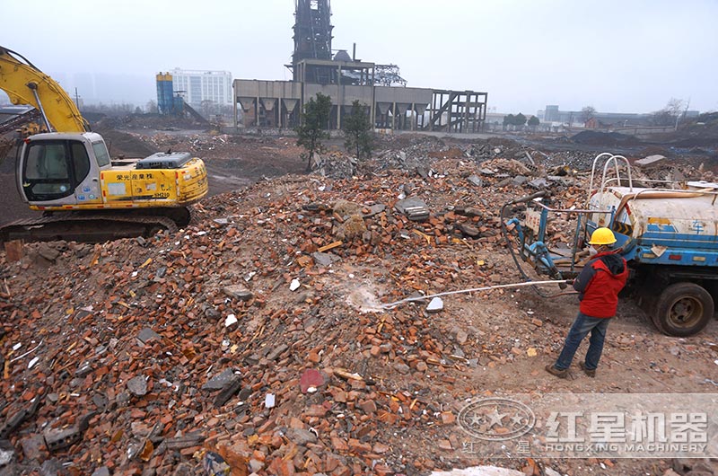 小型建筑垃圾處理廠賺錢嗎？用什么破碎機(jī)好？